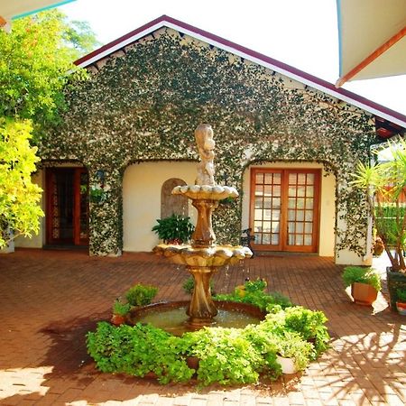 Bezuidenhout Guest House Malalane Luaran gambar