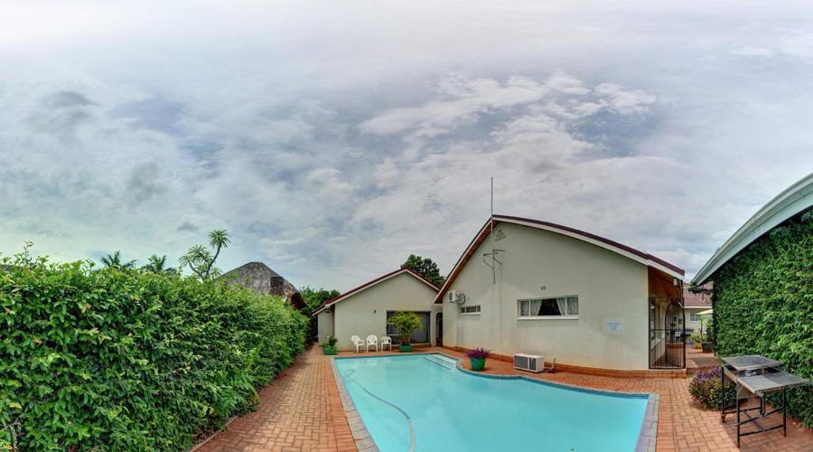 Bezuidenhout Guest House Malalane Luaran gambar